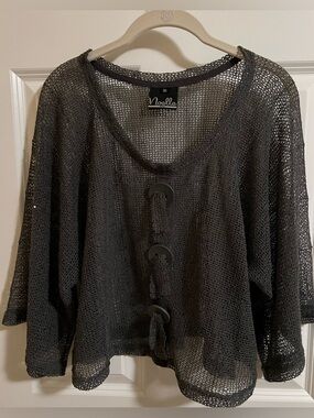 EUC Noelle cute top. Size OS